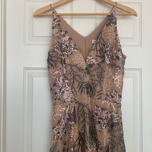 Beautiful Dress The population embroidered dress. Perfect for special event